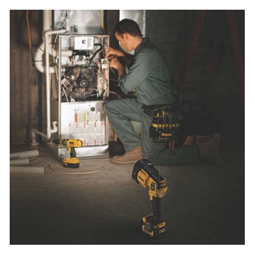 Dewalt DCL043 20V MAX Lithium-Ion Cordless LED Spot Light (Tool Only) 4 Dewalt DCL043 20V MAX Lithium-Ion Cordless LED Spot Light (Tool Only) - Image 4