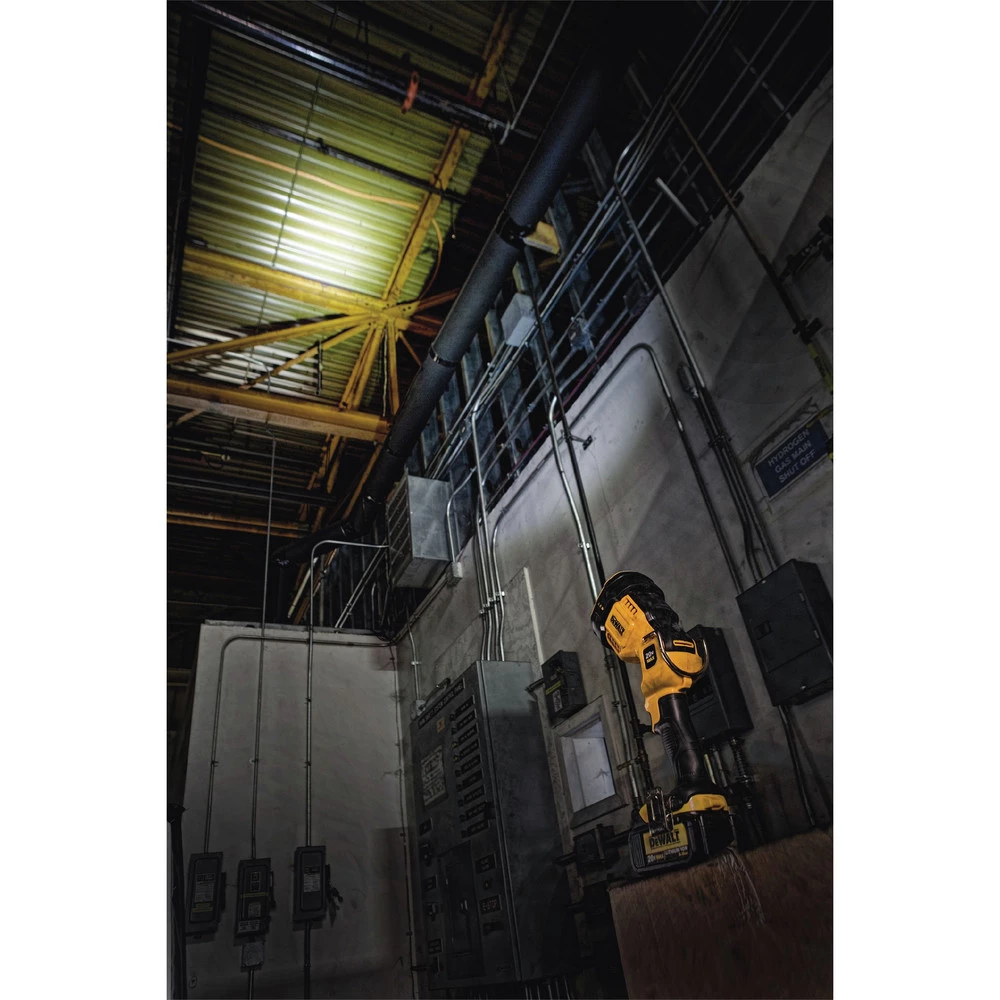 Dewalt DCL043 20V MAX Lithium-Ion Cordless LED Spot Light (Tool Only) 8 Dewalt DCL043 20V MAX Lithium-Ion Cordless LED Spot Light (Tool Only) - Image 8