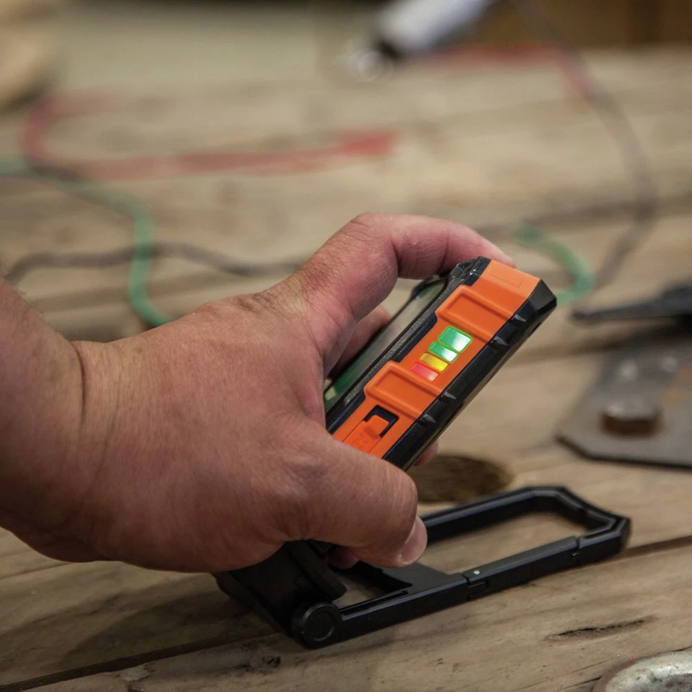 Klein Tools 56403 Rechargeable 460 Lumen Cordless Personal LED Worklight 9 Klein Tools 56403 Rechargeable 460 Lumen Cordless Personal LED Worklight - Image 9