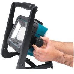 Makita DML805 18V LXT Cordless/Corded LED Flood Light (Tool Only) -Clothing and Gear Sales Shop mktndml805 c